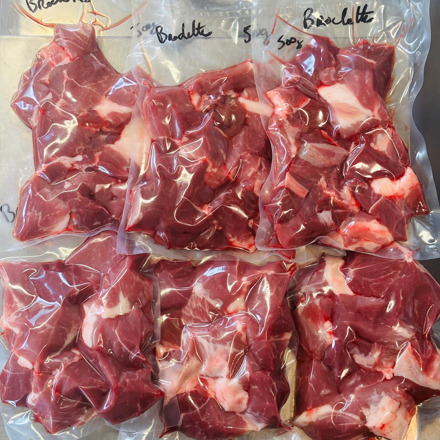 Brochettes de porc plein air