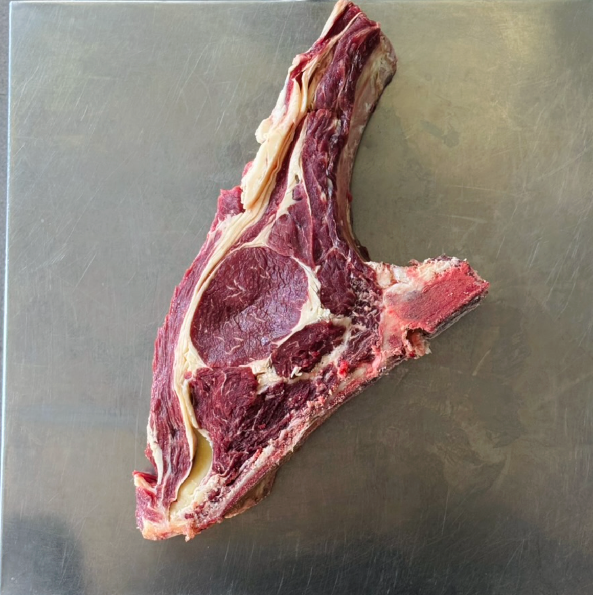 Côte de boeuf Pie Noir (Bone in Ribeye)